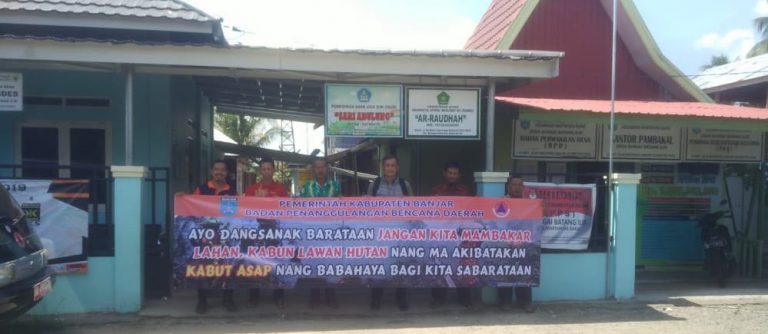 Koordinasi dan Pemasangan Spanduk Himbauan Kebakaran Hutan dan Lahan