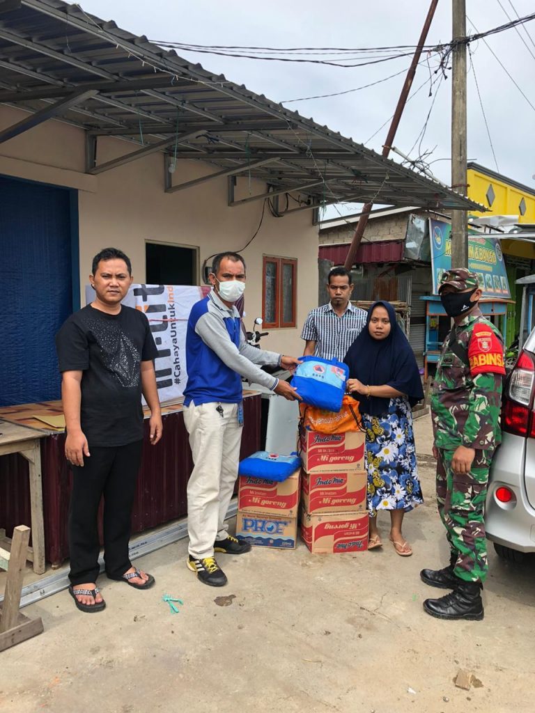 Penyerahan Bantuan Logistik bagi Korban Bencana Angin Puting Beliung Kecamatan Mataraman