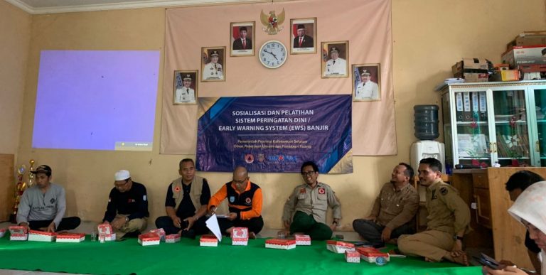 BPBD Kabupaten Banjar Dampingi Sosialisasi System Peringatan Dini (EWS) di Sungai Raya