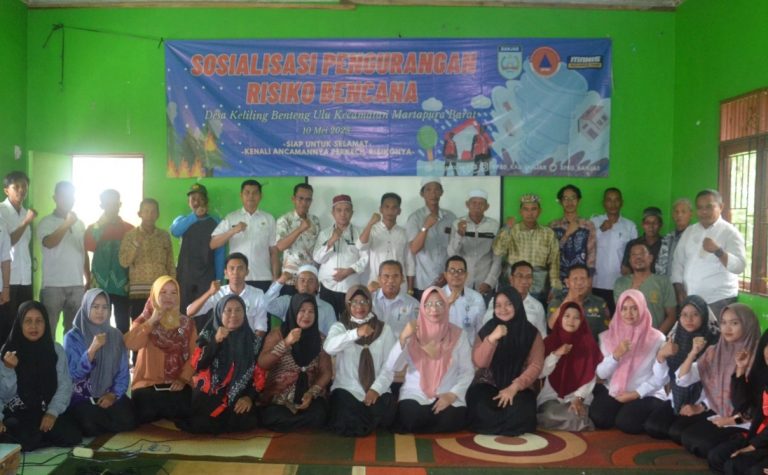 Sosialisasi Penguranga Risiko Bencana di Desa Keliling Benteng Ulu Kecamatan Martapura Barat