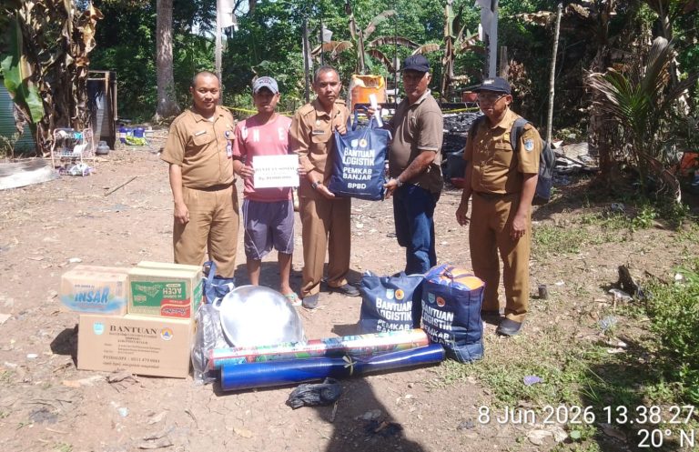 Pasca Kebakaran di Kahelaan, BPBD Distribusikan Logistik untuk Warga Terdampak